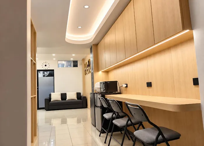Hostel Hello 15 *