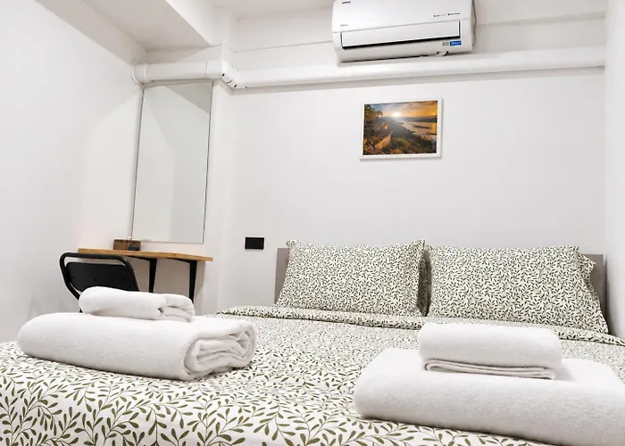 Hello 15 Hostel